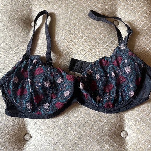 Change Lingerie floral bra 32D - Picture 1 of 5